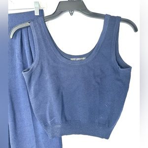 St John Basics Vintage Women Size P Navy Blue Knit Stretchy Tank Top Size Petite